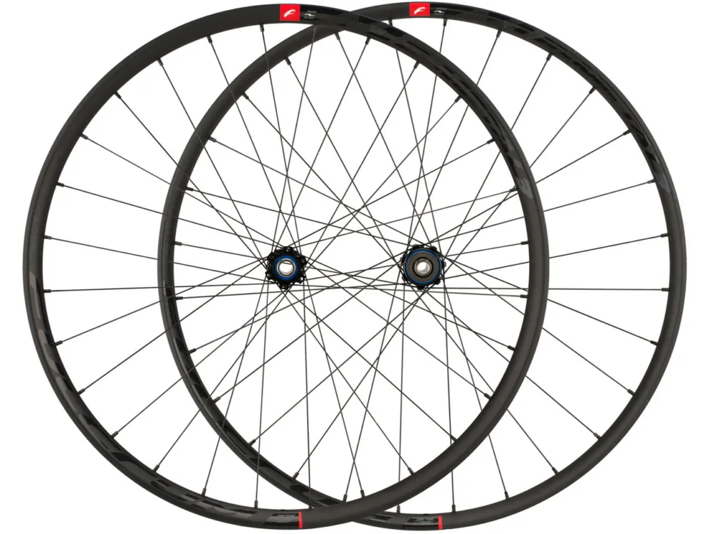 Ultima șansă SET ROTI FUCLRUM E-METAL 3 DISC BOOST 29″ SHIMANO HG11