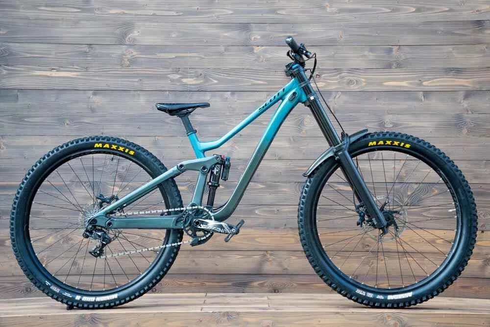 Bicicleta SH Scott Gambler 10 2022 M Super ofertă