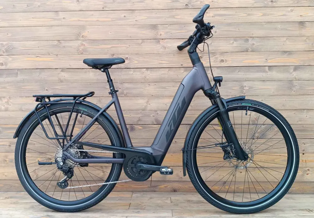 Cumpără online e-bike second hand KTM MACINA P610 gri M