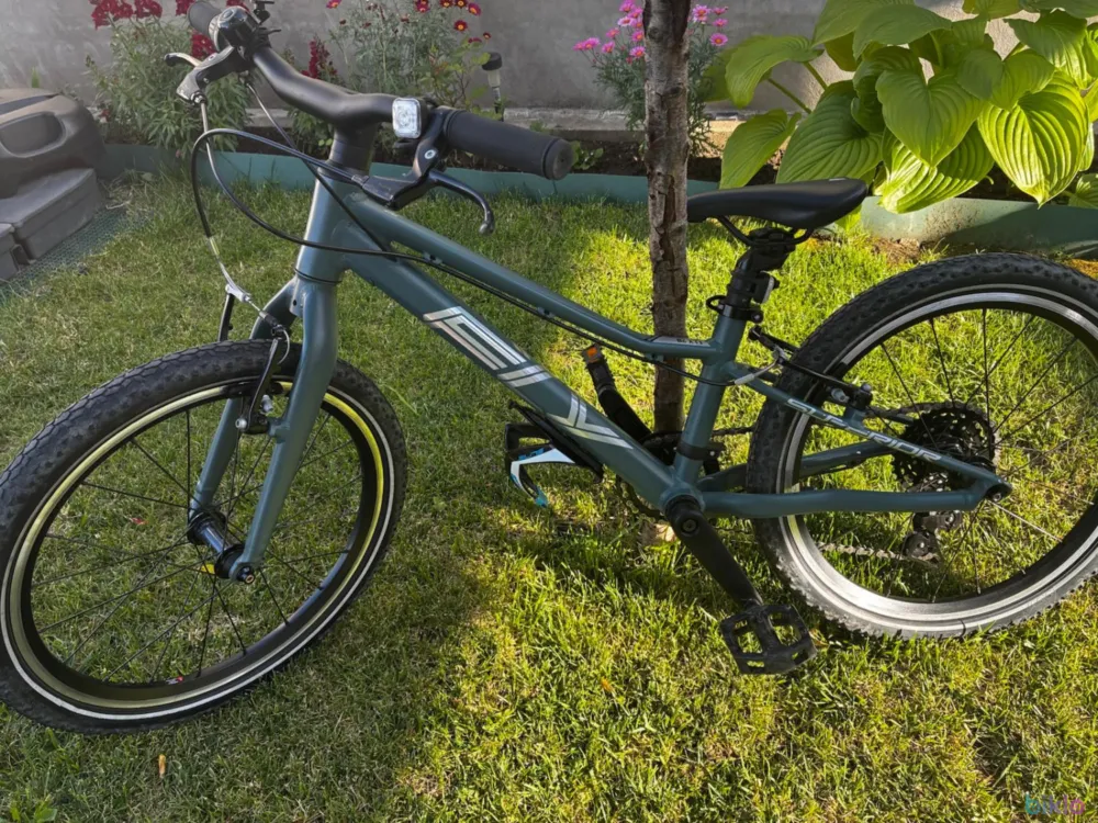 Bestseller Bicicleta Copii Superior Fly 20" 8.6 kg