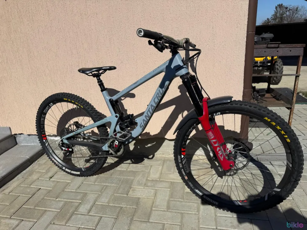 Vand Santa Cruz Bronson CC Ofertă exclusivă