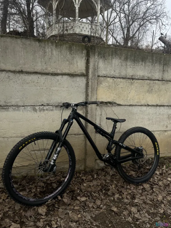 Calitate înaltă Commencal meta sx v4