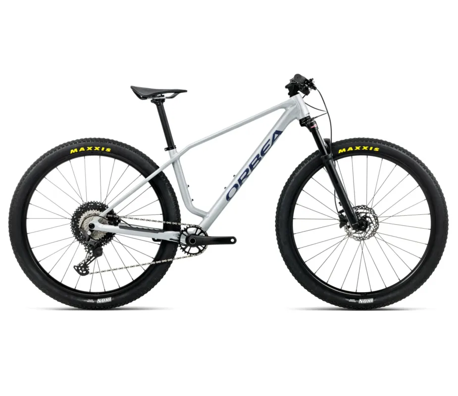 Reducere Orbea ALMA H30 - Halo Silver | Tanzanite (Gloss) bicicletă MTB XC hardtail model 2026