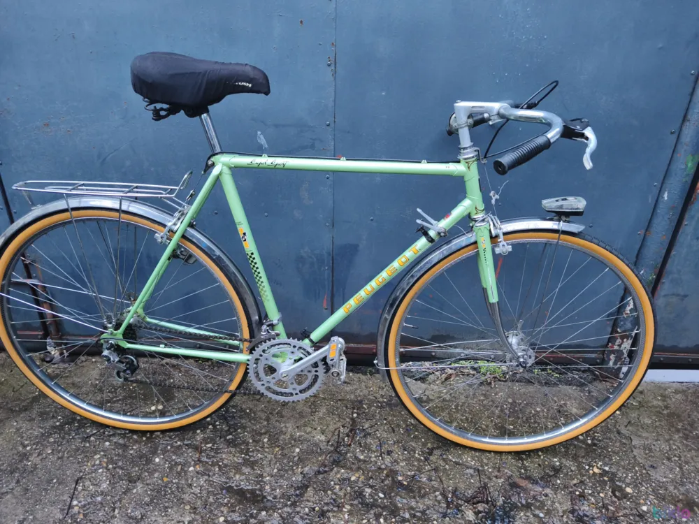 Premium Bicicleta oraș/ semicursiera/ Peugeot Super Sport