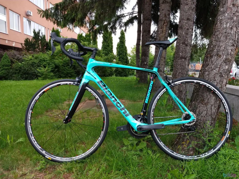 Super ofertă Bianchi Infinito CV Ultegra, carbon, marime 55 cm