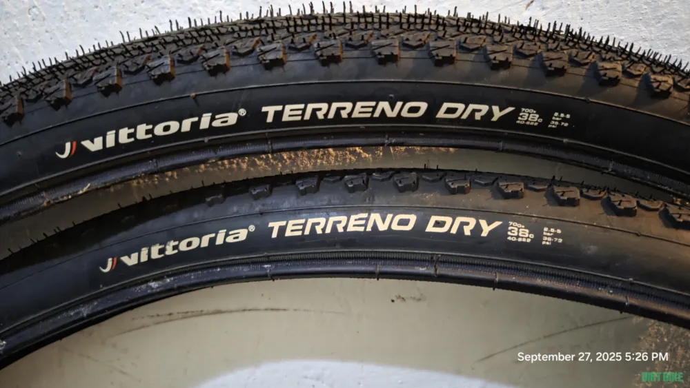 Vittoria Terreno Dry Reduceri